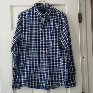 BOGO SALE! - NWT  Men's size small Banana Republic Shirt